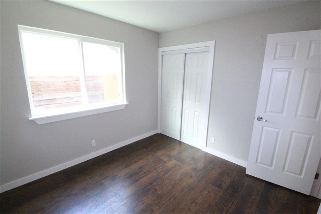 10702 Lanshire Dr - Photo 10