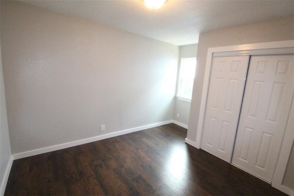 10702 Lanshire Dr - Photo 11