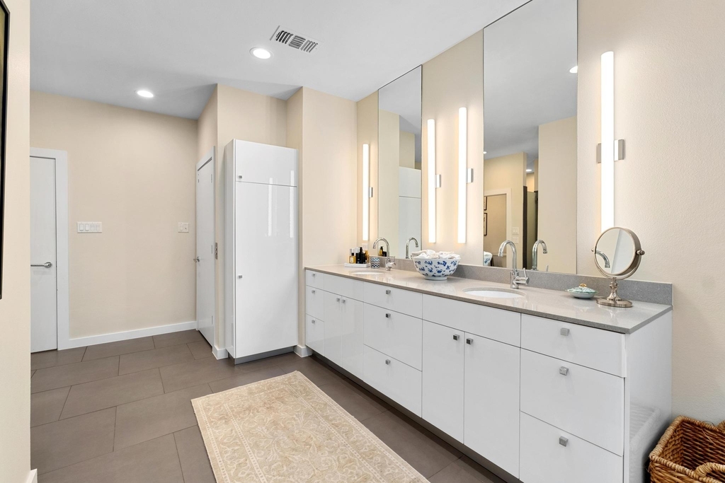3718 Bridle Path - Photo 15