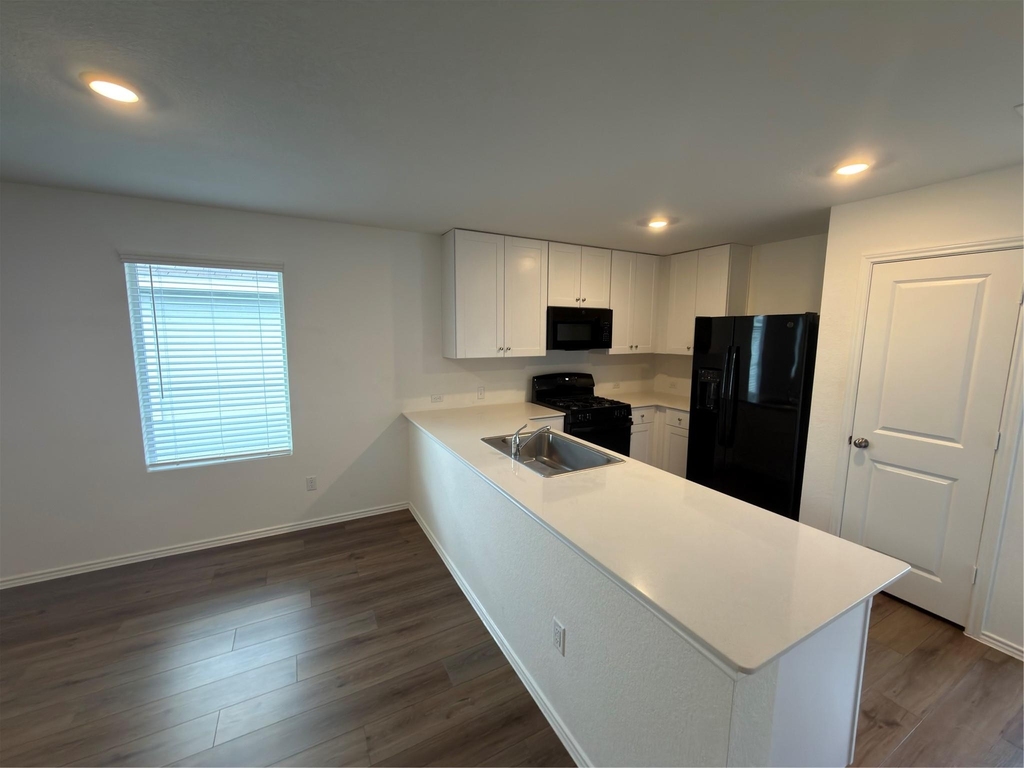 296 Agate Cliff Dr - Photo 8