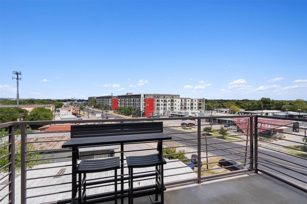 6444 Burnet Rd - Photo 6