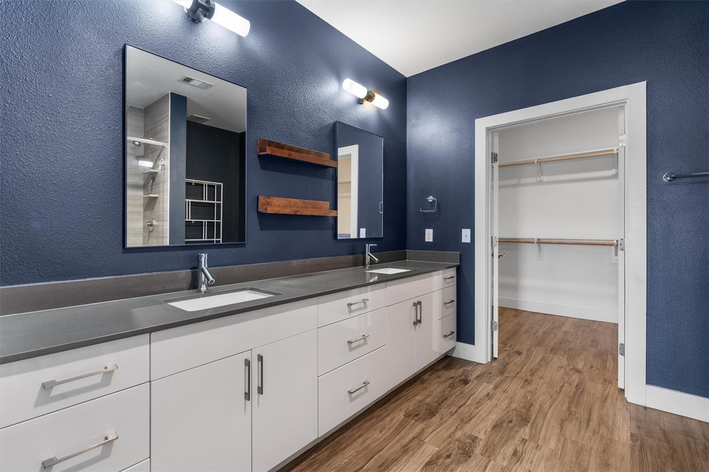 6444 Burnet Rd - Photo 16