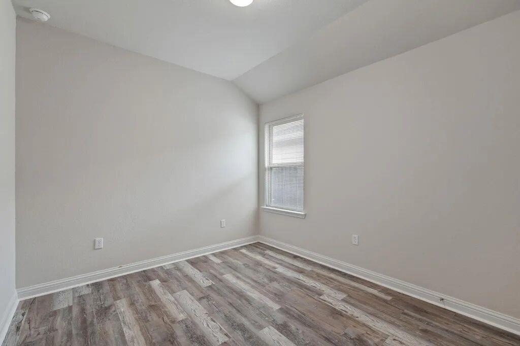 8214 Cottage Rose Dr - Photo 14