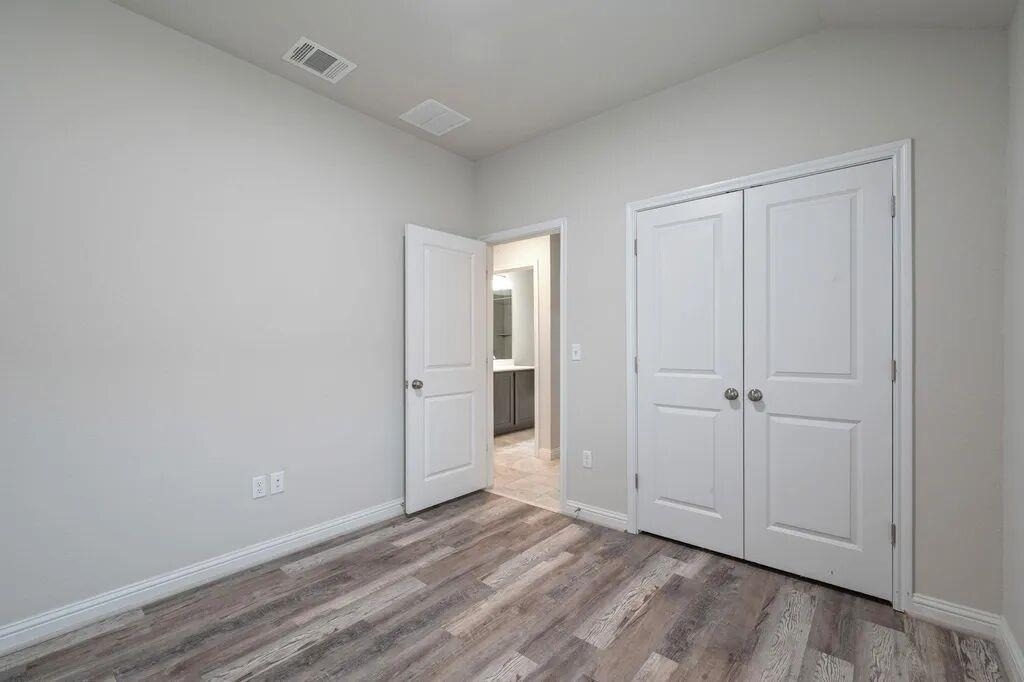 8214 Cottage Rose Dr - Photo 16