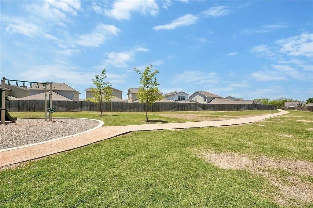 8214 Cottage Rose Dr - Photo 35