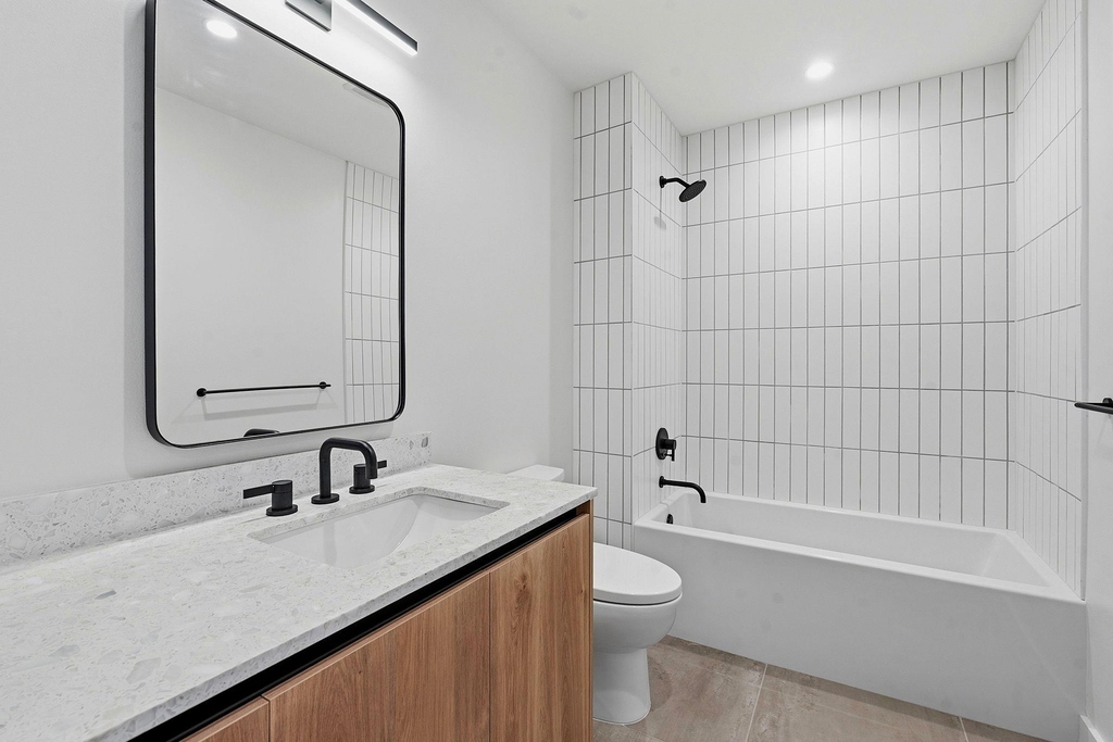 84 N East Ave - Photo 19
