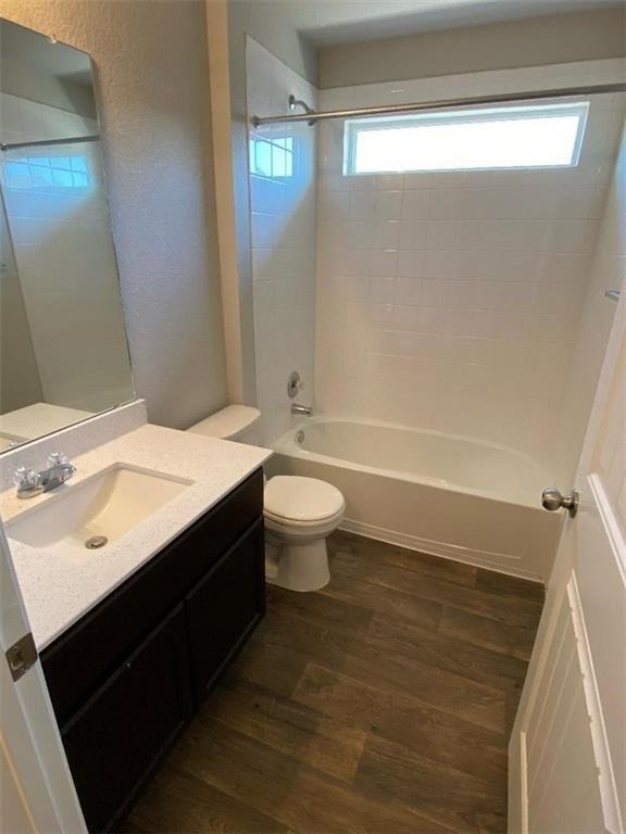 10708 Seguin St - Photo 13