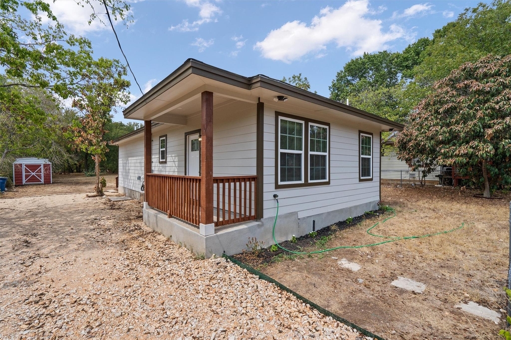 10004 1/2 Gail Rd - Photo 1