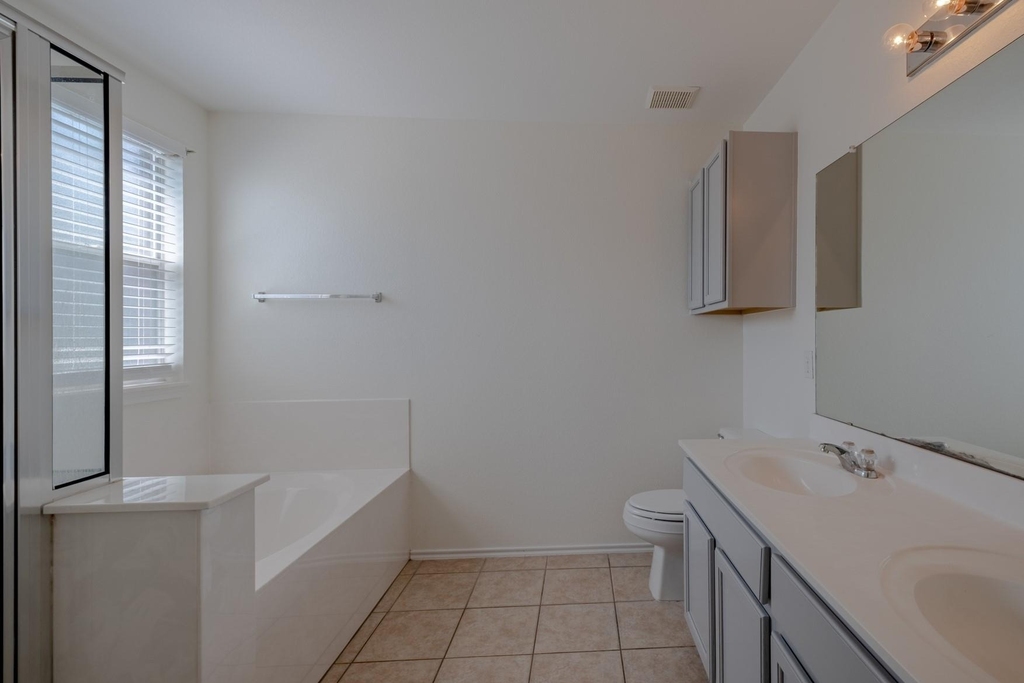 2202 Piedmont Ct - Photo 18