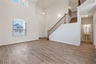 404 La Joya Pass - Photo 4