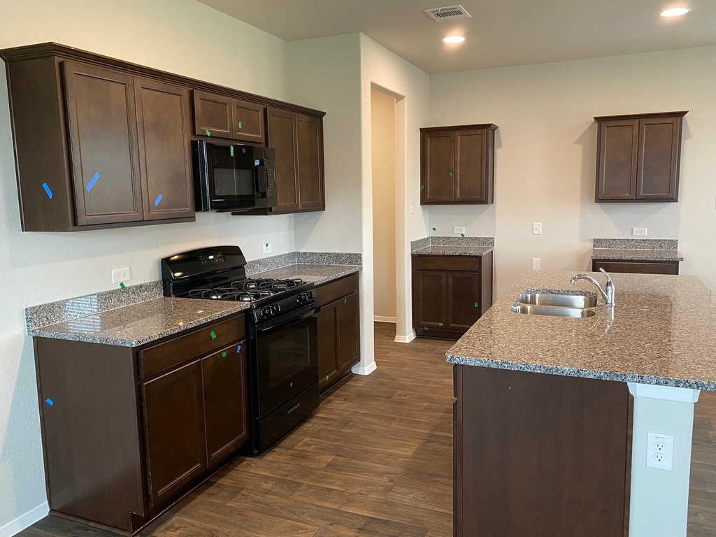 145 Free Stone Dr - Photo 5