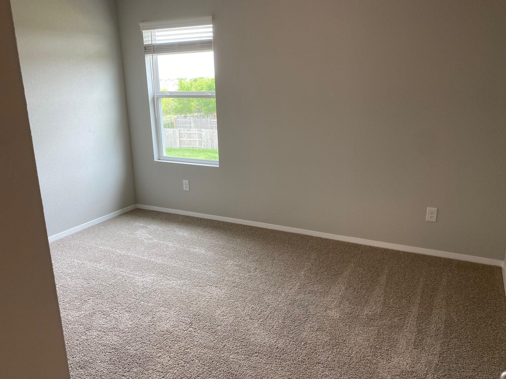 145 Free Stone Dr - Photo 31
