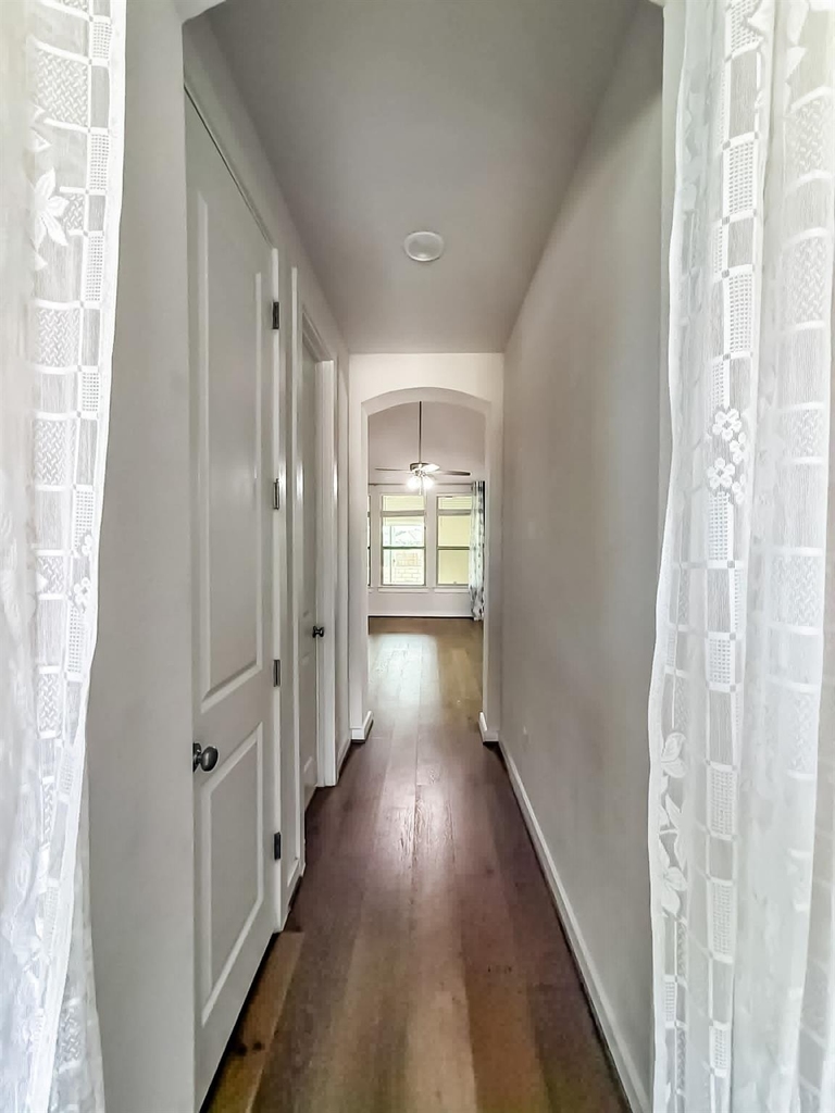 112 Rosebush Dr - Photo 6