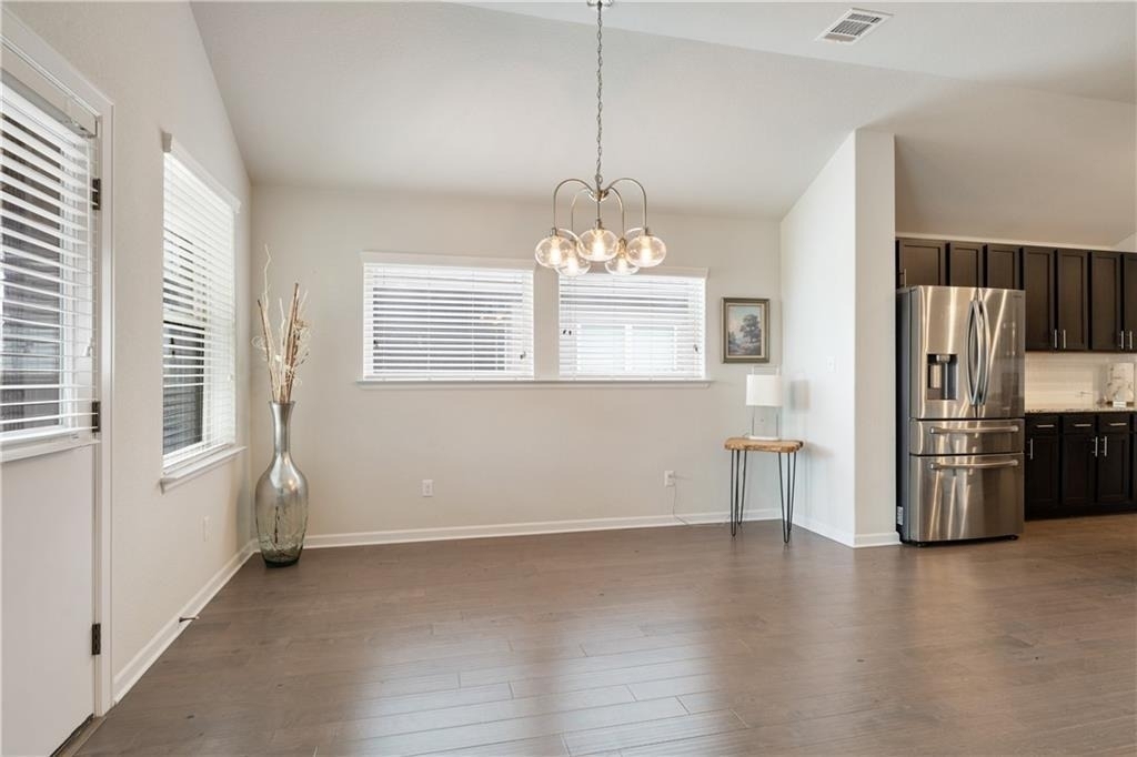 242 Krupp Ave - Photo 6