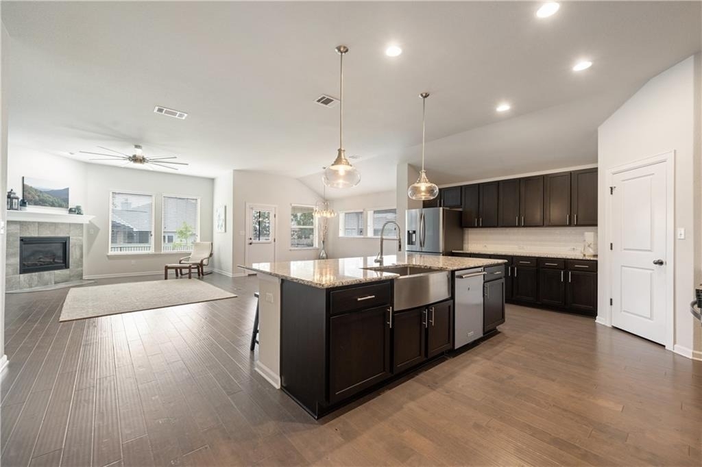 242 Krupp Ave - Photo 8