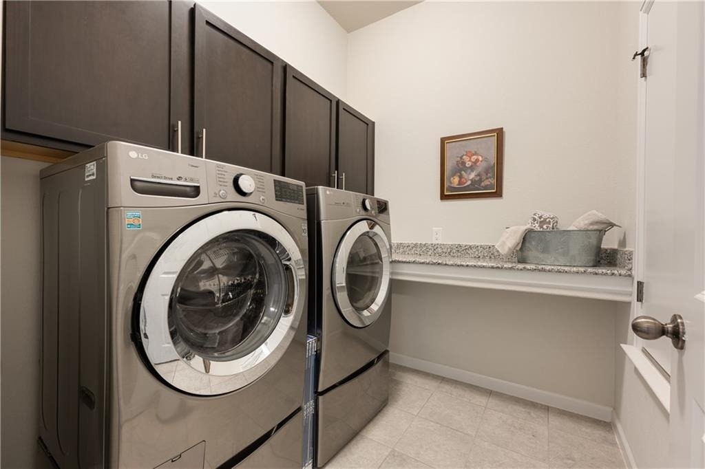 242 Krupp Ave - Photo 19
