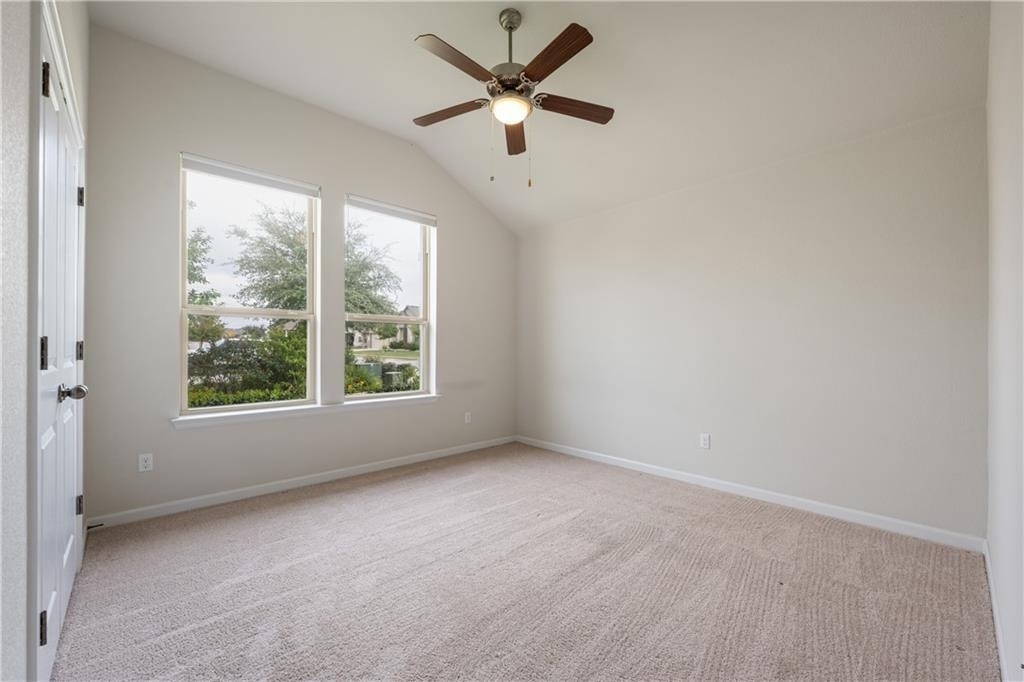 242 Krupp Ave - Photo 13