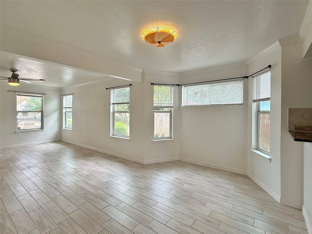 6915 Villita Avenida St - Photo 4
