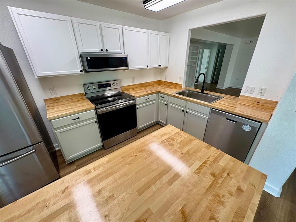 8003 Bannock Ln - Photo 8