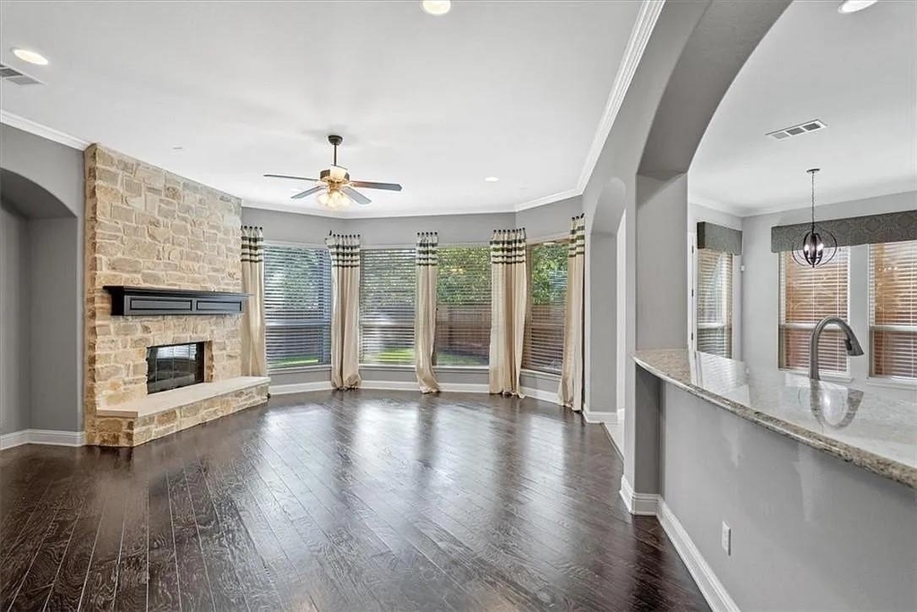 409 Spanish Mustang Dr - Photo 4