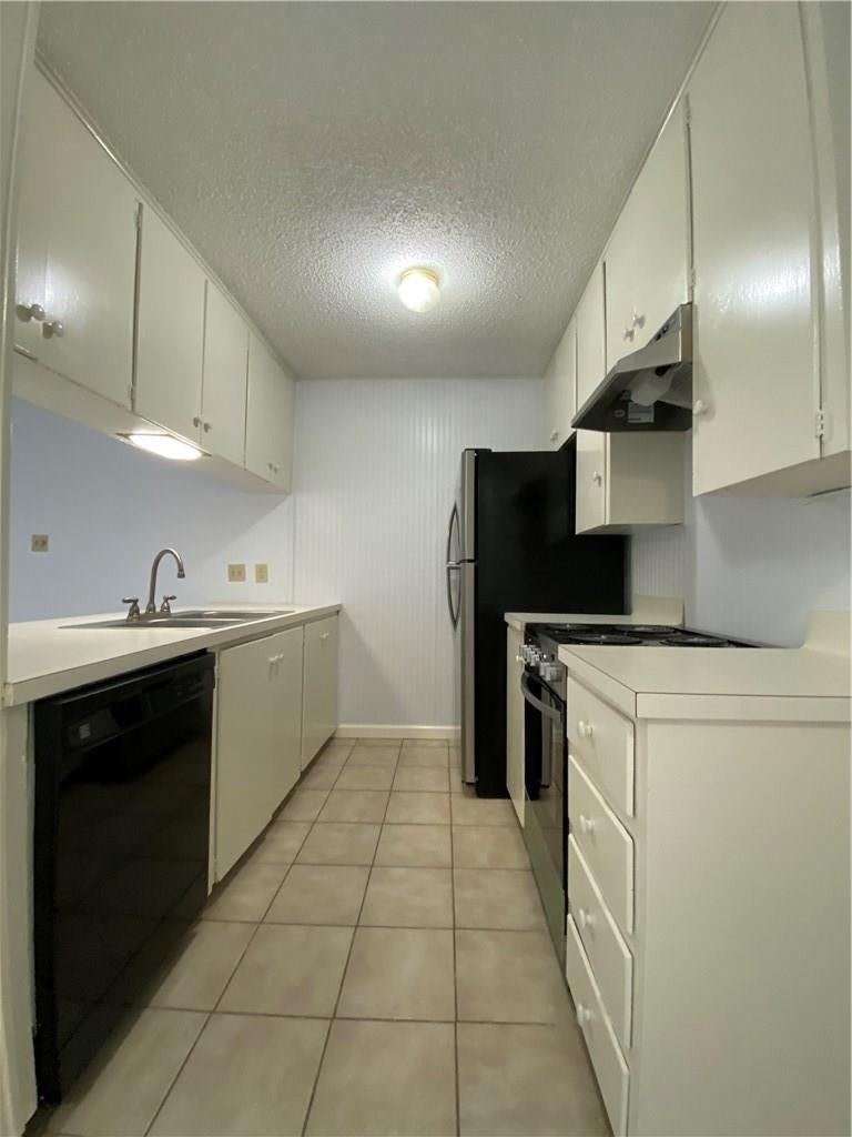 2408 Longview St - Photo 4