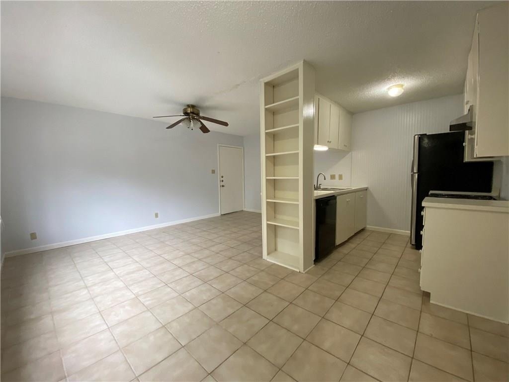 2408 Longview St - Photo 5