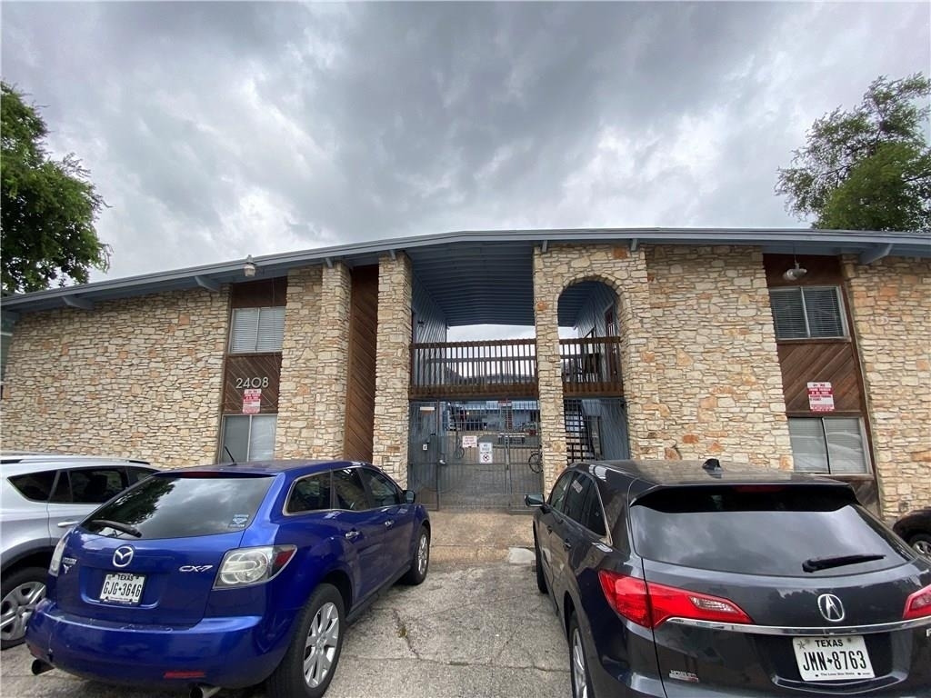 2408 Longview St - Photo 13