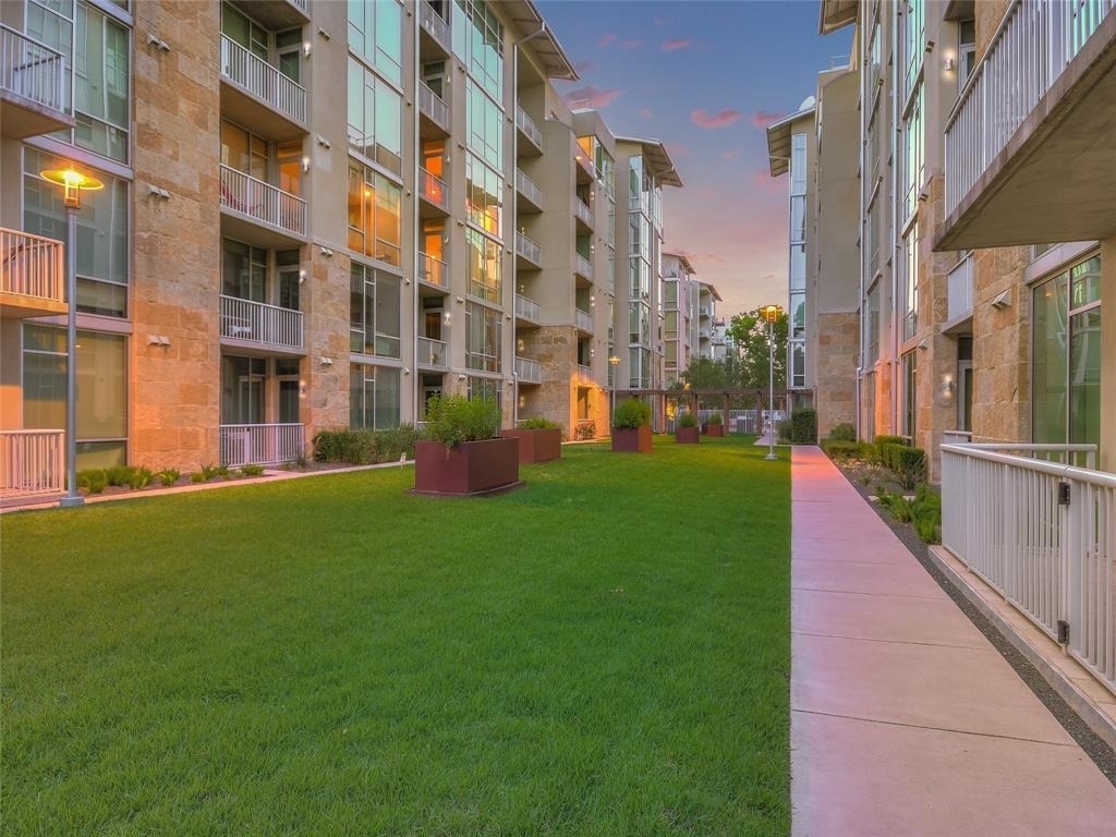 1600 Barton Springs Rd - Photo 20