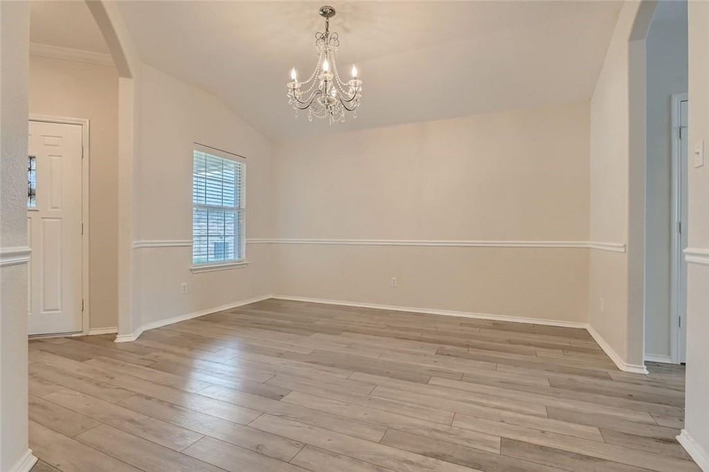 315 Waterlily Way - Photo 1