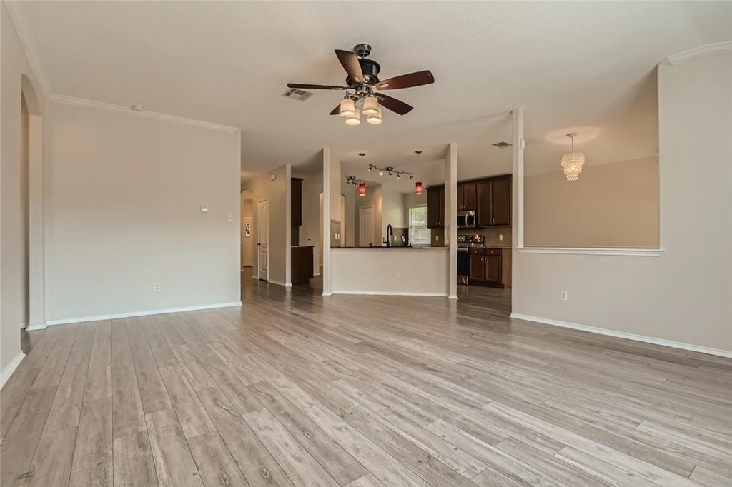 315 Waterlily Way - Photo 4