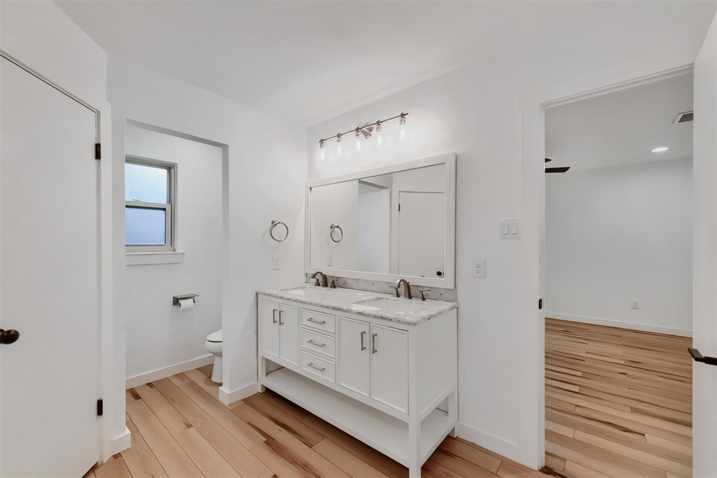 2608 Piping Rock Trl - Photo 18