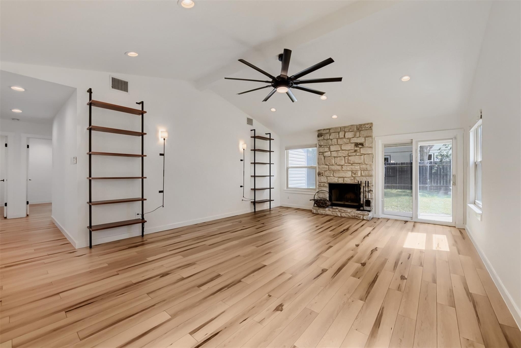 2608 Piping Rock Trl - Photo 4