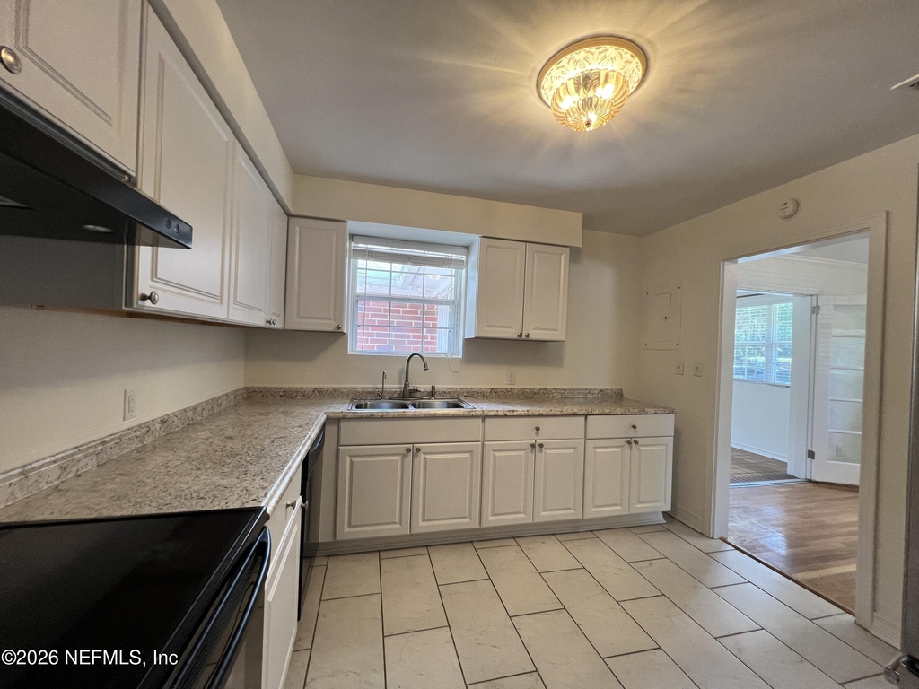 1377 Tiber Avenue - Photo 17