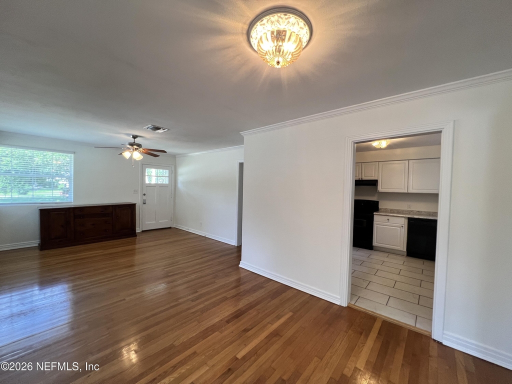 1377 Tiber Avenue - Photo 11