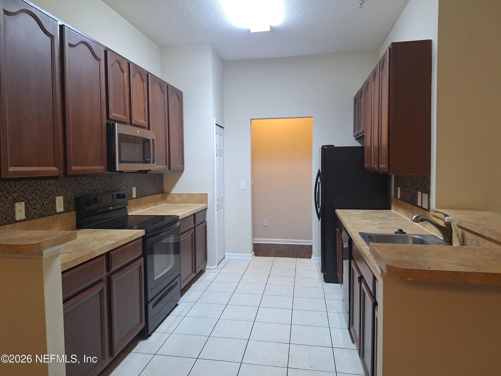 7061 Snowy Canyon Drive - Photo 5