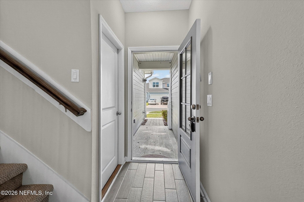 698 Cherry Elm Drive - Photo 5