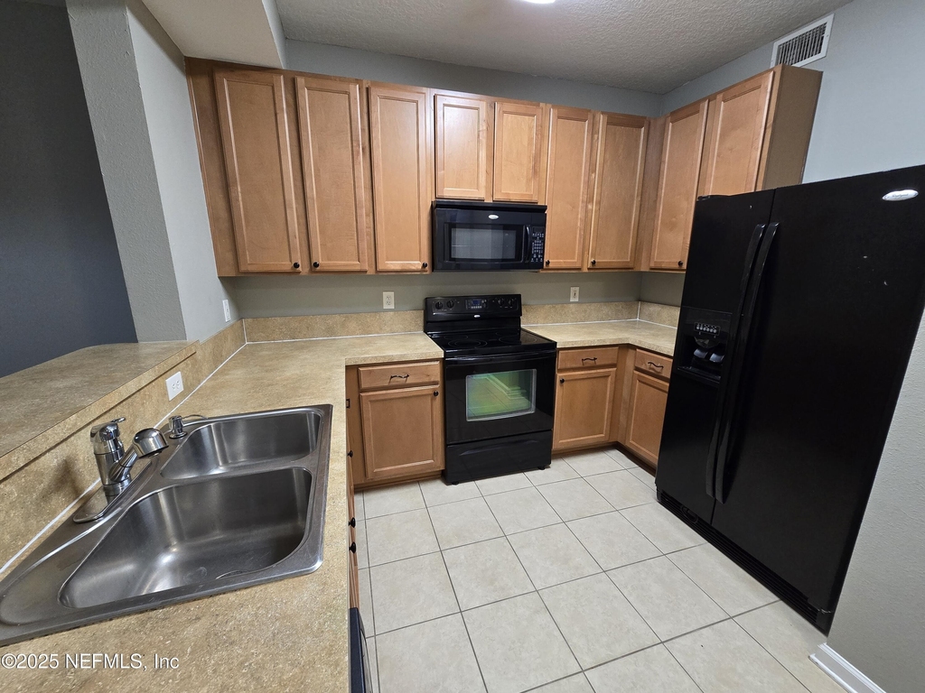 575 Oakleaf Plantation Parkway - Photo 10