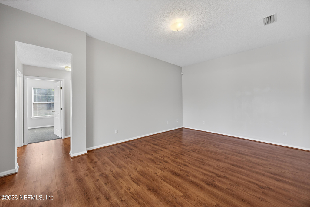 6377 Island Forest Drive - Photo 10