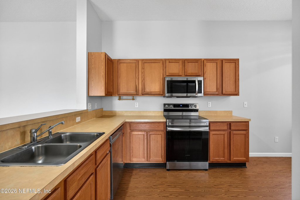 6377 Island Forest Drive - Photo 6