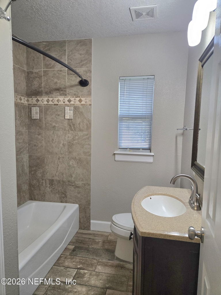 615 Luna Court - Photo 17