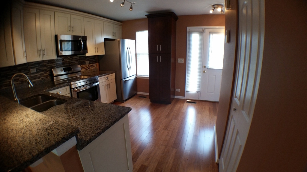 118 W 67th Street - Photo 3
