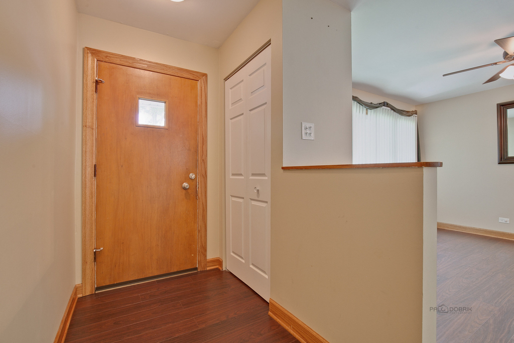 648 N Greenview Avenue - Photo 1