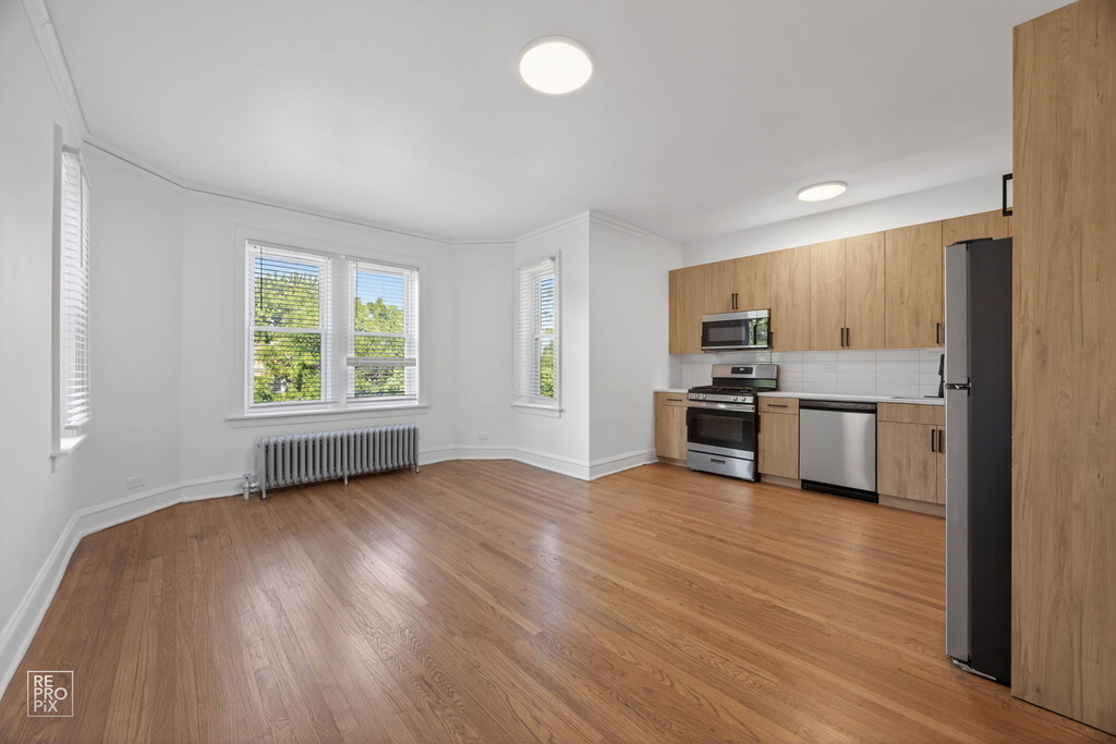6509 N Leavitt Avenue - Photo 3
