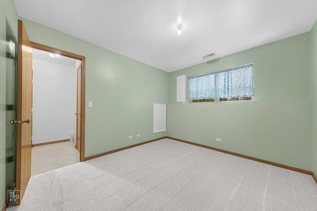 959 Ellsworth Drive - Photo 9