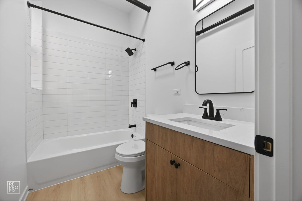 2154 W Arthur Avenue - Photo 4