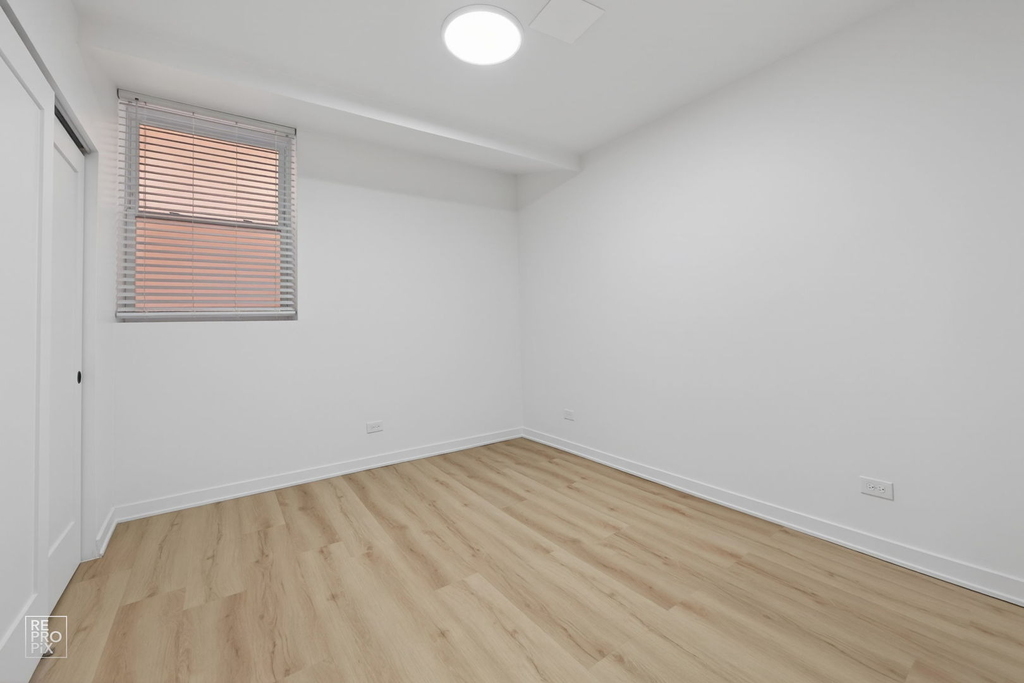 2154 W Arthur Avenue - Photo 3