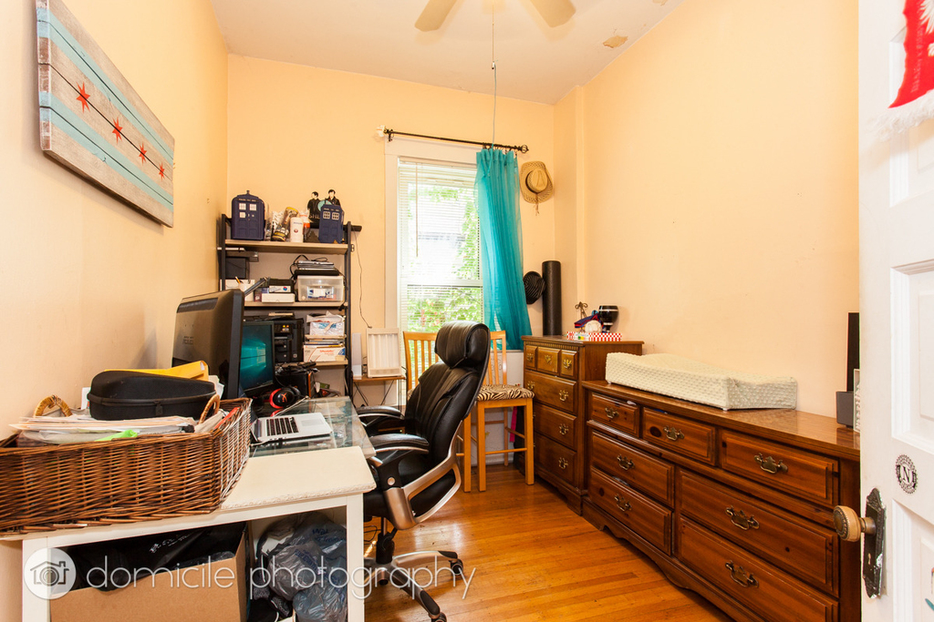 1533 W Leland Avenue - Photo 11