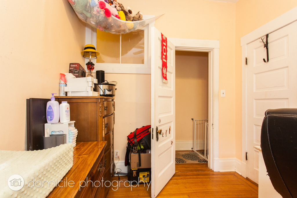 1533 W Leland Avenue - Photo 12