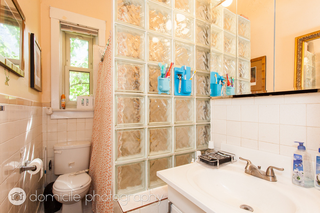 1533 W Leland Avenue - Photo 8
