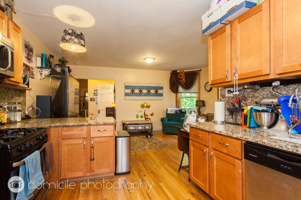 1533 W Leland Avenue - Photo 6